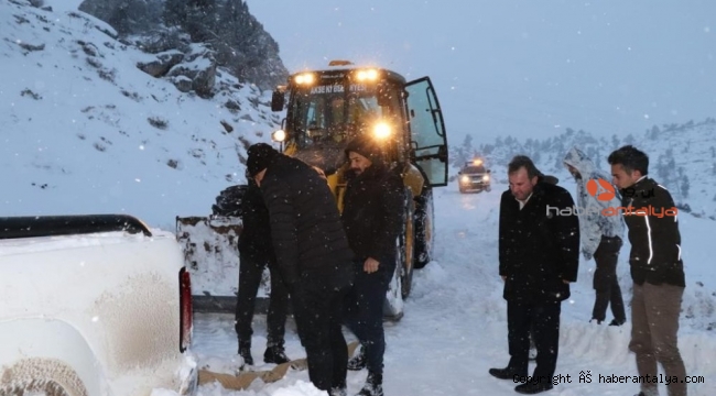 Hayvanları beslemek için gittiler gelemediler