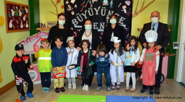 Minikler meslekleri öğrendi