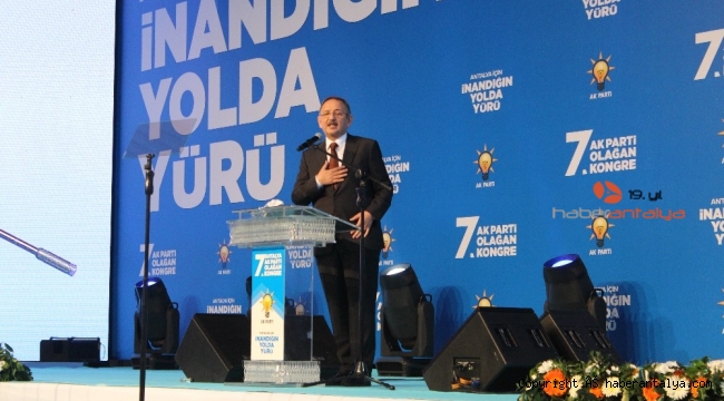 Özhaseki: "CHP'de Deniz Baykal'dan sonra eksen kayması oldu"