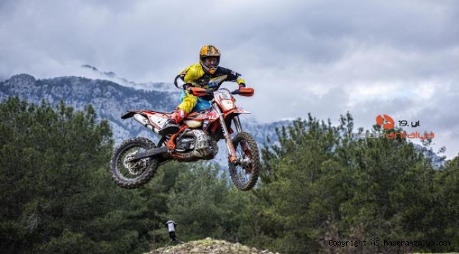 Yeni turizm trendi; enduro motosiklet eğitimi
