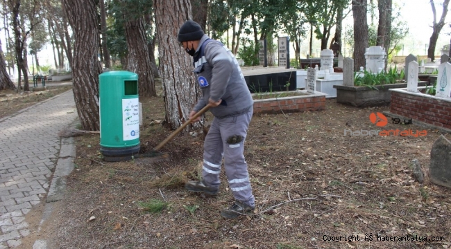 19 ilçede mezarlıklara bahar temizliği