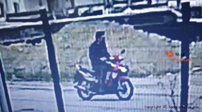 4 ayrı motosiklet çaldı yaya yakalandı 