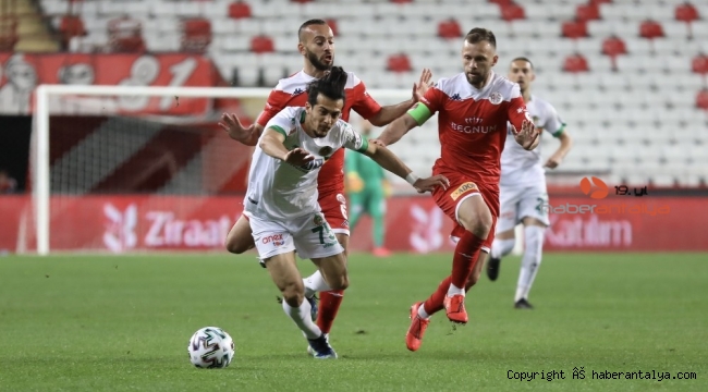Alanyaspor yarı finalde kupaya veda etti
