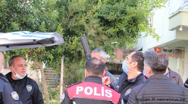 Antalya'da pompalı tüfekli ve sallama bıçaklı dehşet