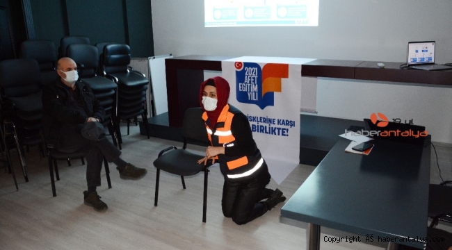 "Antalya'da tsunami riski var''