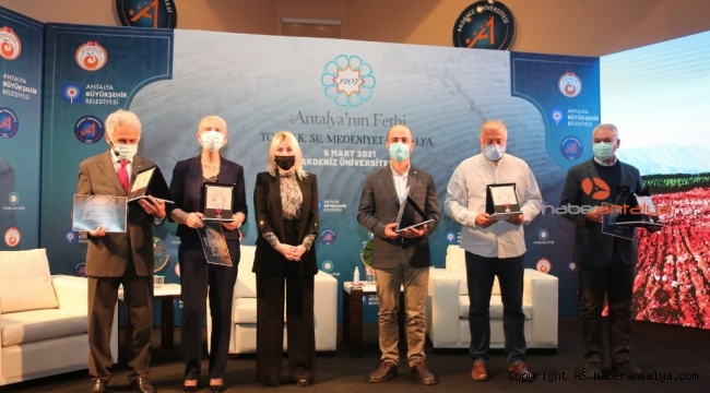 Antalya'nın Fethi'nin kutlamaları; 'Toprak, Su, Medeniyet: Antalya'