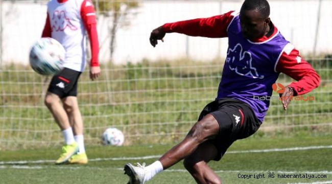 Antalyaspor, Kasımpaşa karşısında seriyi sürdürmek istiyor