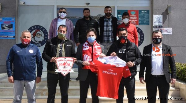 Antalyaspor Taraftar Derneği'nden Başkan Kocakaya'ya ziyaret