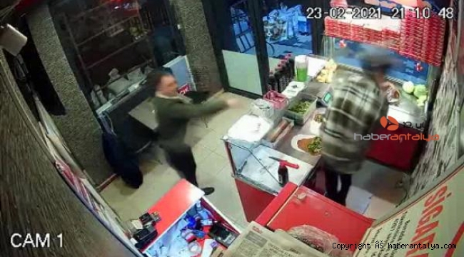 Çiğ köfte 'acılı' diye çalışana saldıran vahşi adam serbest !