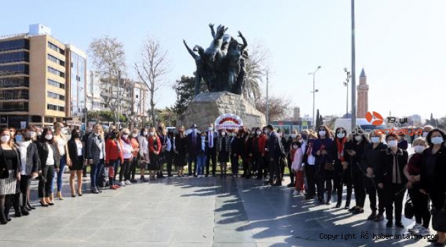 Cumhuriyet Meydanı kadınlara kaldı