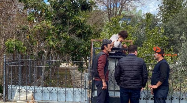 Eline demir ok saplanan Kadir, şoku yaşadı !
