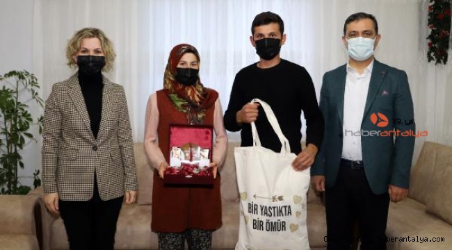 Elmalı Belediyesi'nden 'Bir yastıkta bir ömür' projesi