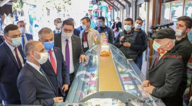 Emniyet Genel Müdürü'nden, Antalya'da korona denetimi