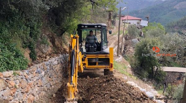 Gündoğmuş Kayabükü'nde yol ve içme suyu çalışması