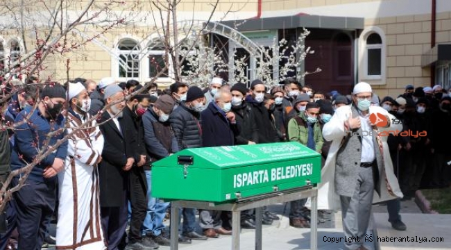Kazada ölen Muhammed'in cenaze namazını babası kıldırdı