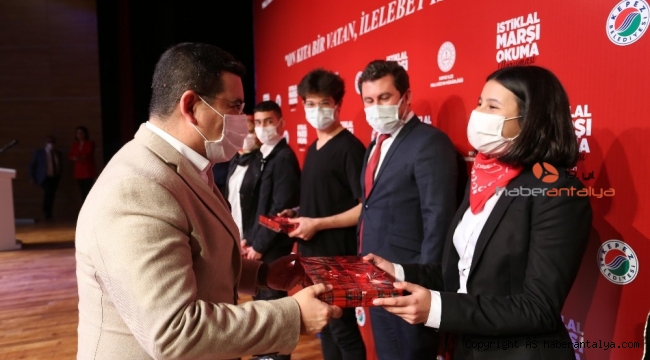 Kepez'de İstiklal Marşı Okuma Yarışması