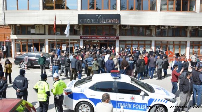 Korkuteli'de balyozlu müdahale sinirleri gerdi