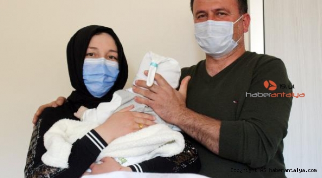 Mucize bebek Ömer Özkan'ın annesi: Annelik çok başka bir şeymiş