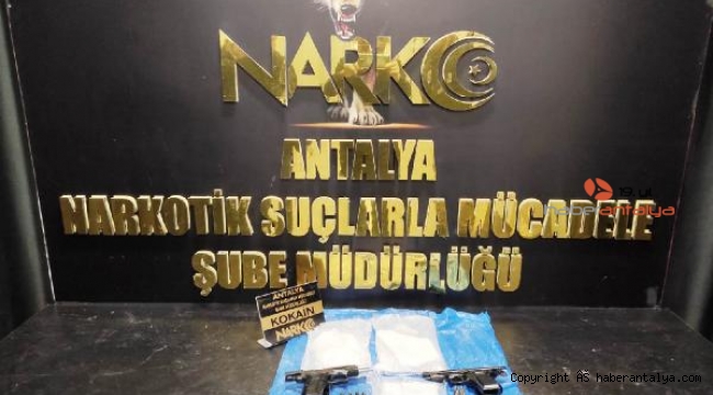 Otomobilde 2 kilo 160 gram kokain ele geçirildi