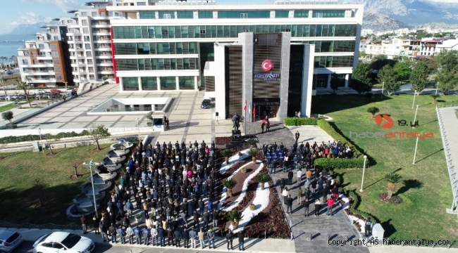 Semih Esen: " Vatan sevgisi, ulus sevgisi ve toplumsal menfaat duygusu hiçbir zaman yok olmasın"