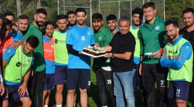 Serik Belediyespor'da neşeli idman