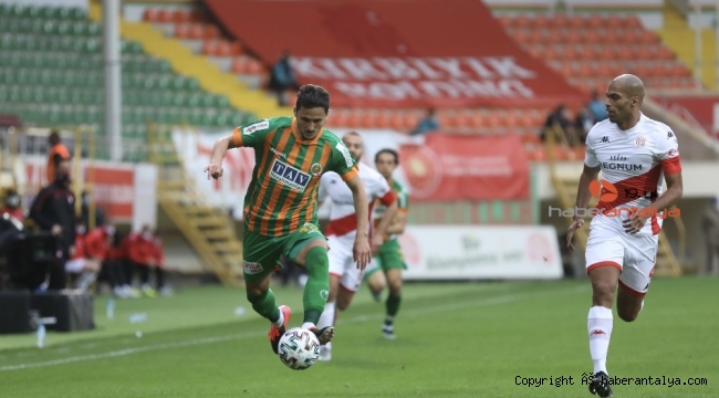 Süper Lig: Aytemiz Alanyaspor: 4 - FTAV Antalyaspor: 0