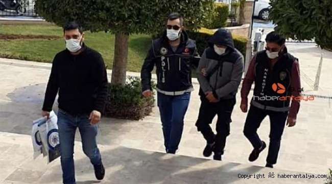 Tantuniciye uyuşturucu gözaltısı