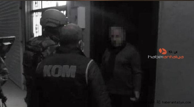 Tefeci çetesine operasyon; Adına kayıtlı 100'den fazla tapu bulundu