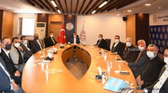 Vali Yazıcı, esnaf odaları başkanlarıyla bir araya geldi