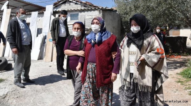 Yalnız yaşadığı evinde ölü bulundu