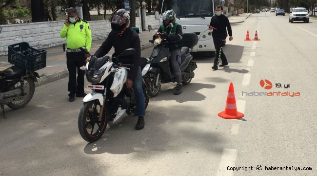 Polis Ekiplerinden Motosiklet Denetimi