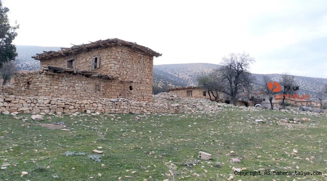 1900 dekar arazi sulanacak; ' Su gelirse evlerine dönerler '
