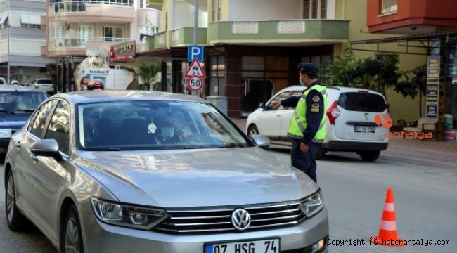 Alanya'da kısıtlamaya uymayanlara ceza yağdı