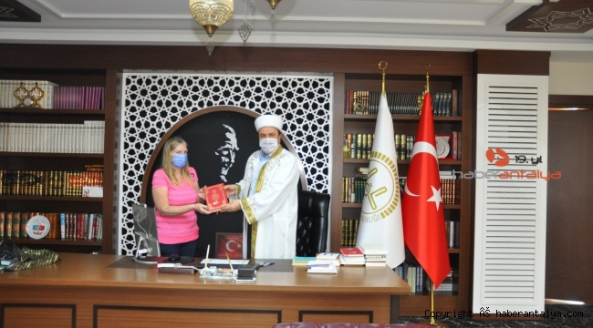 Alanya'da yaşayan Danimarkalı kadın Müslüman oldu