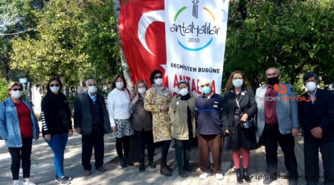 Antalya Dostları'ndan dua ve pişi ikramı