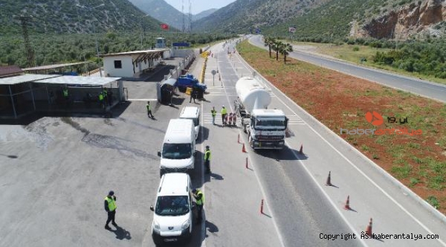 Antalya'da kontrol noktaları sakin