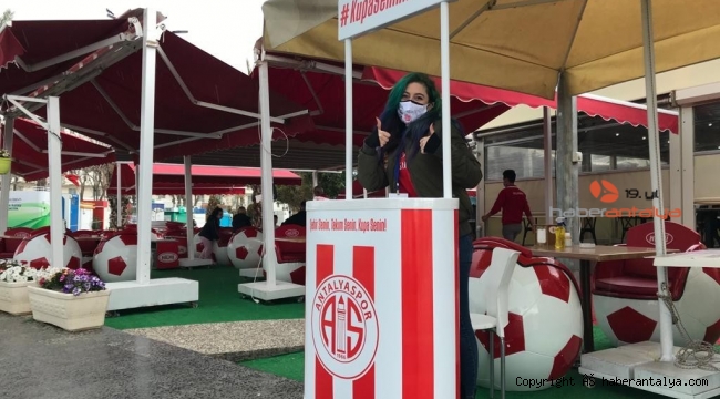 Antalyaspor bayrakları 9 noktada satışta