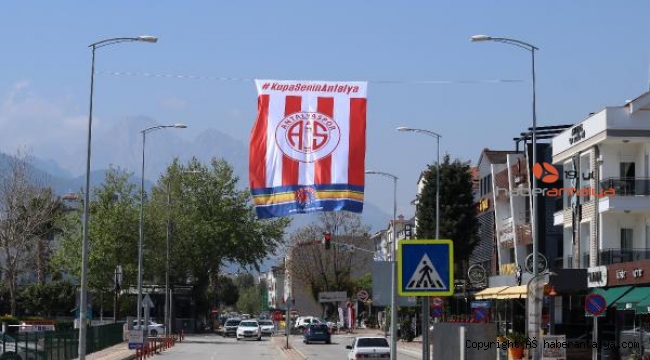 Antalyaspor'dan bayrak çağrısı ! 