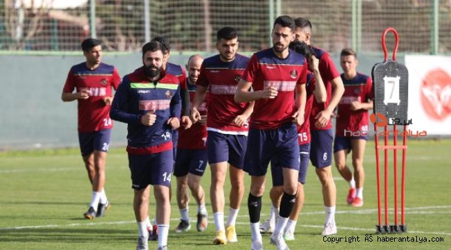 Aytemiz Alanyaspor, Fenerbahçe'den puan arıyor. İşte muhtemel 11