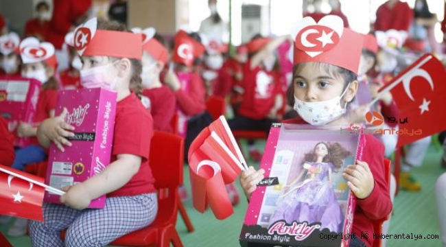 Büyükşehir kreşlerinde 23 Nisan coşkusu