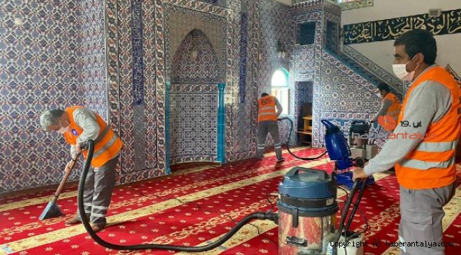 Büyükşehir'den camilerde hummalı çalışma
