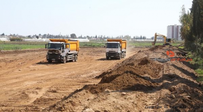 Çalkaya imar yolları açma çalışması devam ediyor