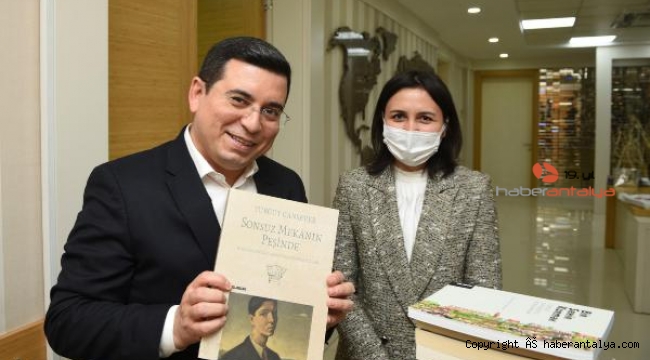 Cemil Meriç Kitaplığı'na, Mimar Turgut Cansever seçkisi