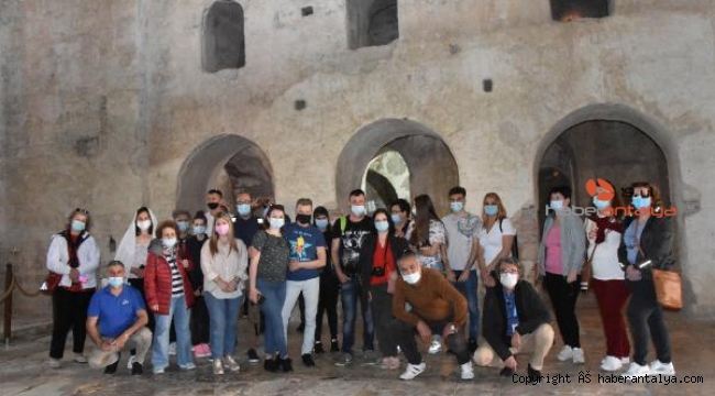 Demre ve Kaş'taki ören yerlerinden 440 bin lira kazanıldı