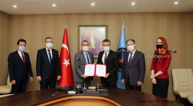 Edebiyat Fakültesi'ne TSE 9001 Kalite Belgesi