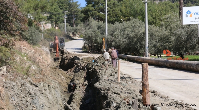 Kaş'ta 80 km'lik ana hatta bakım