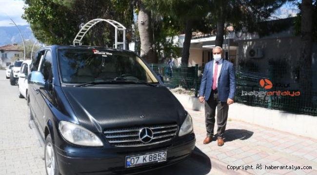 Kemer Belediyesi'nden araç desteği sürüyor