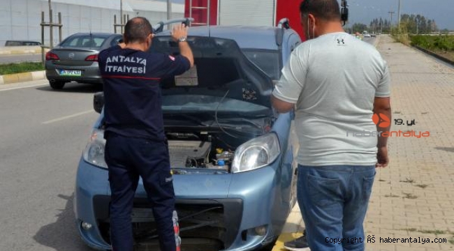 Kontrolden çıkan araç karşı şeride geçti