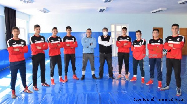 Kumlucalı sporcular milli takım seçmelerine katılacak