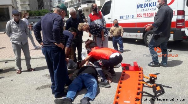Motosikletler kafa kafaya çarpıştı